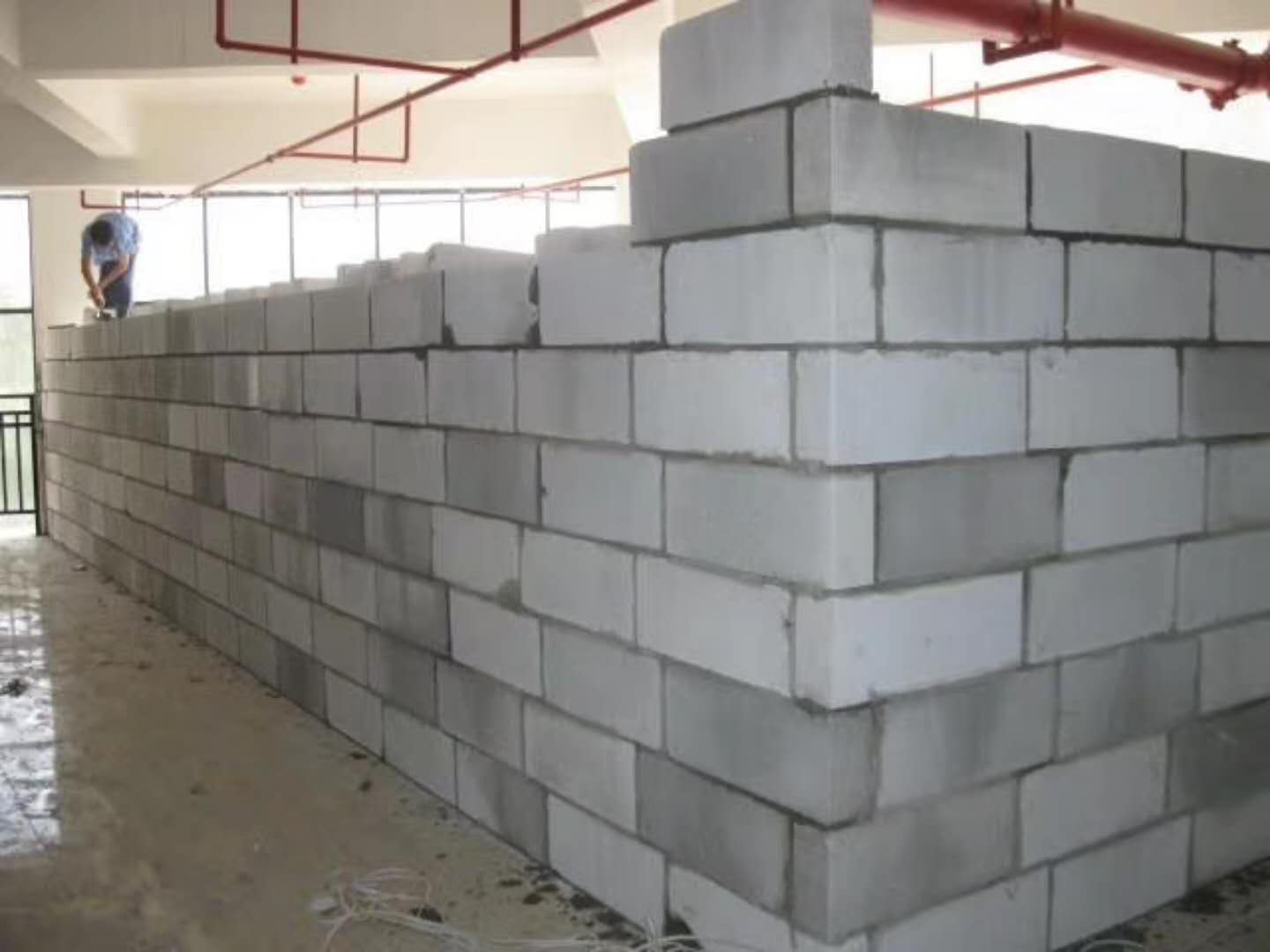 新郑蒸压加气混凝土砌块承重墙静力和抗震性能的研究